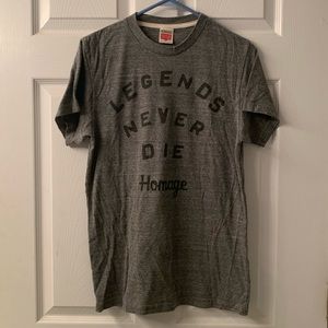 Vintage “Legends Never Die” T-Shirt
